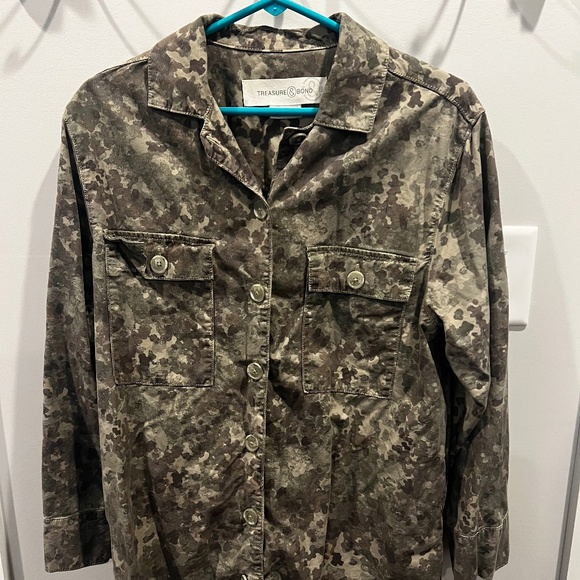 Camo Utility Jacket - Picture 1 of 3